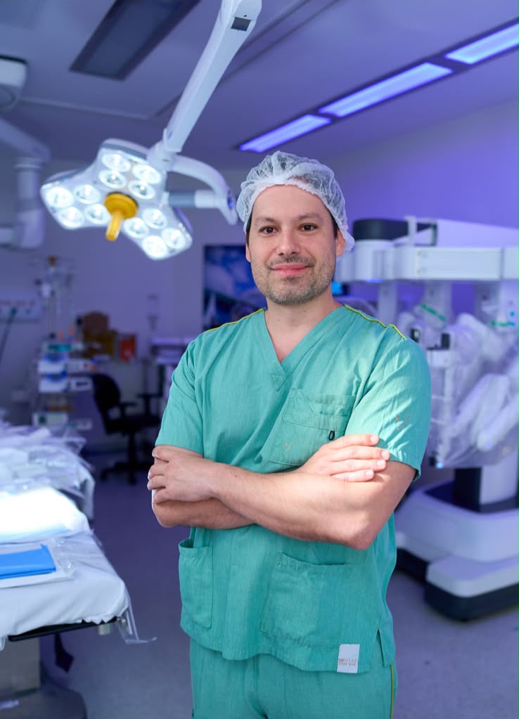 Dr Felipe Machado
